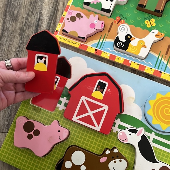 🐮2 WOOD PUZZLES🐷BOTH ON THE FARM & BOTH HAVE ALL OF THE PIECES GREAT CONDITION - Picture 4 of 6